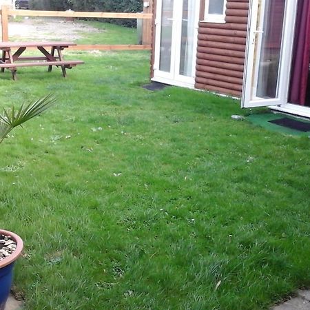 Elm House Accommodation Уисбек Экстерьер фото