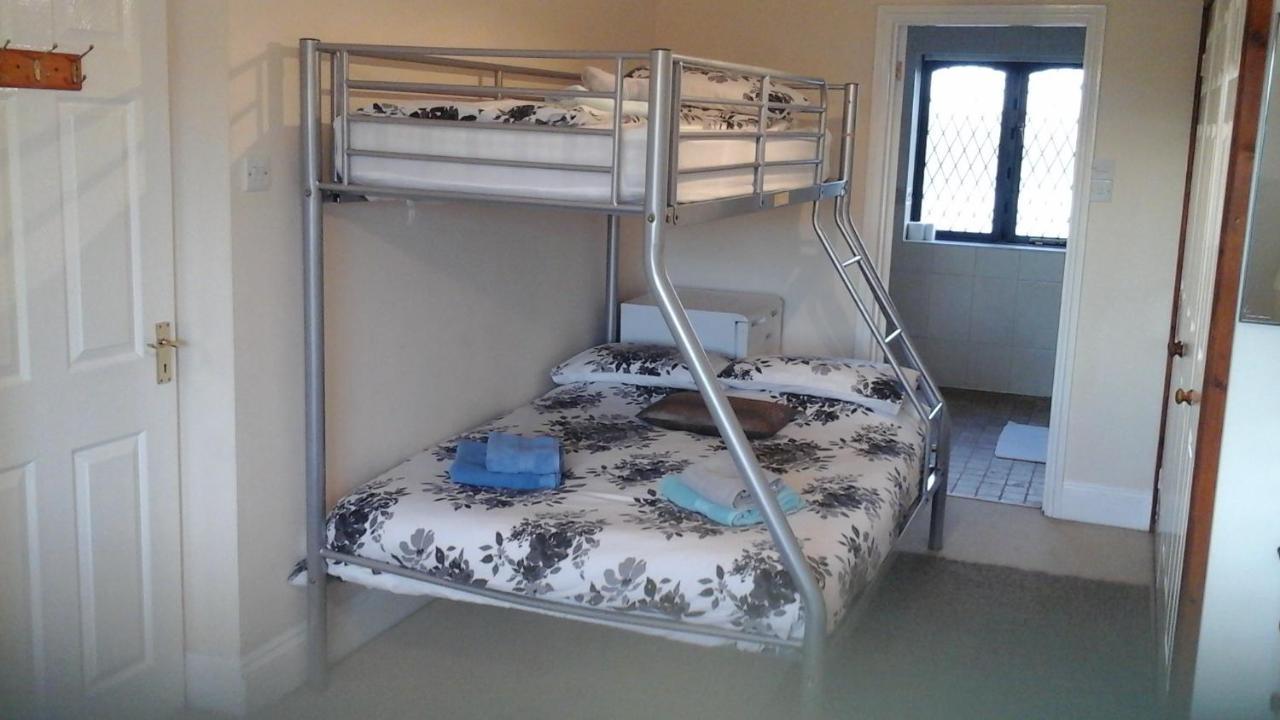 Elm House Accommodation Уисбек Экстерьер фото