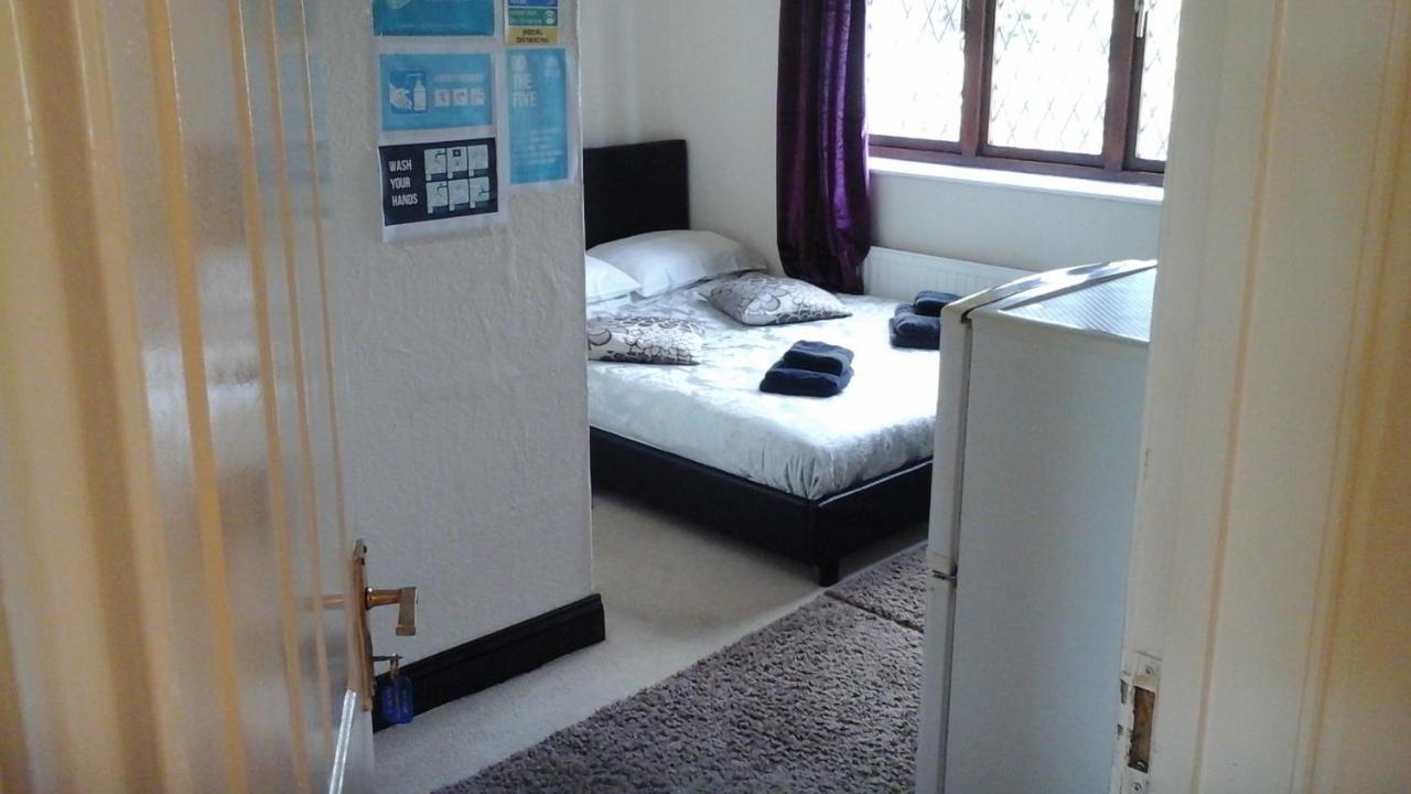 Elm House Accommodation Уисбек Экстерьер фото