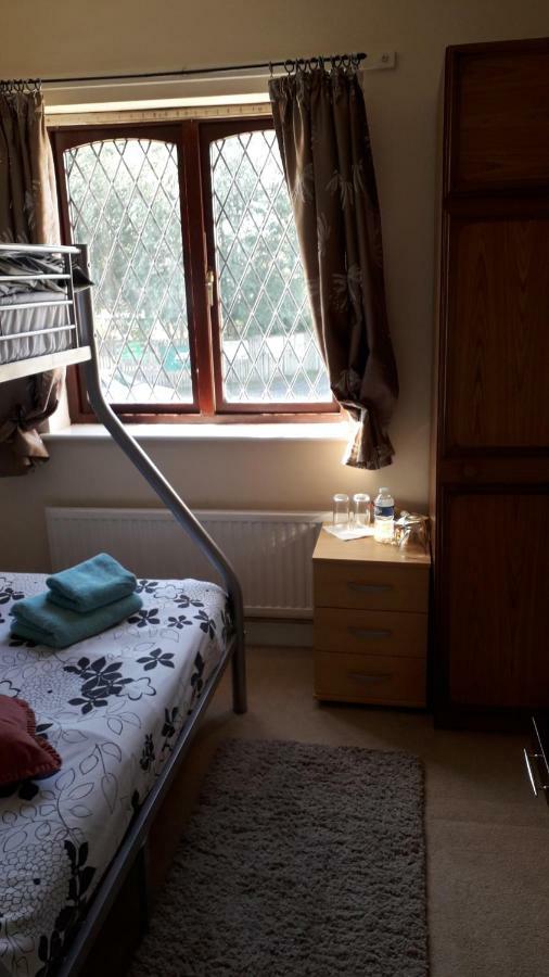 Elm House Accommodation Уисбек Экстерьер фото
